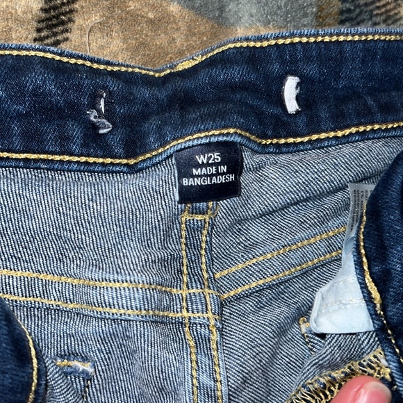 Calvin Klein Jeans - Picture 2 of 5